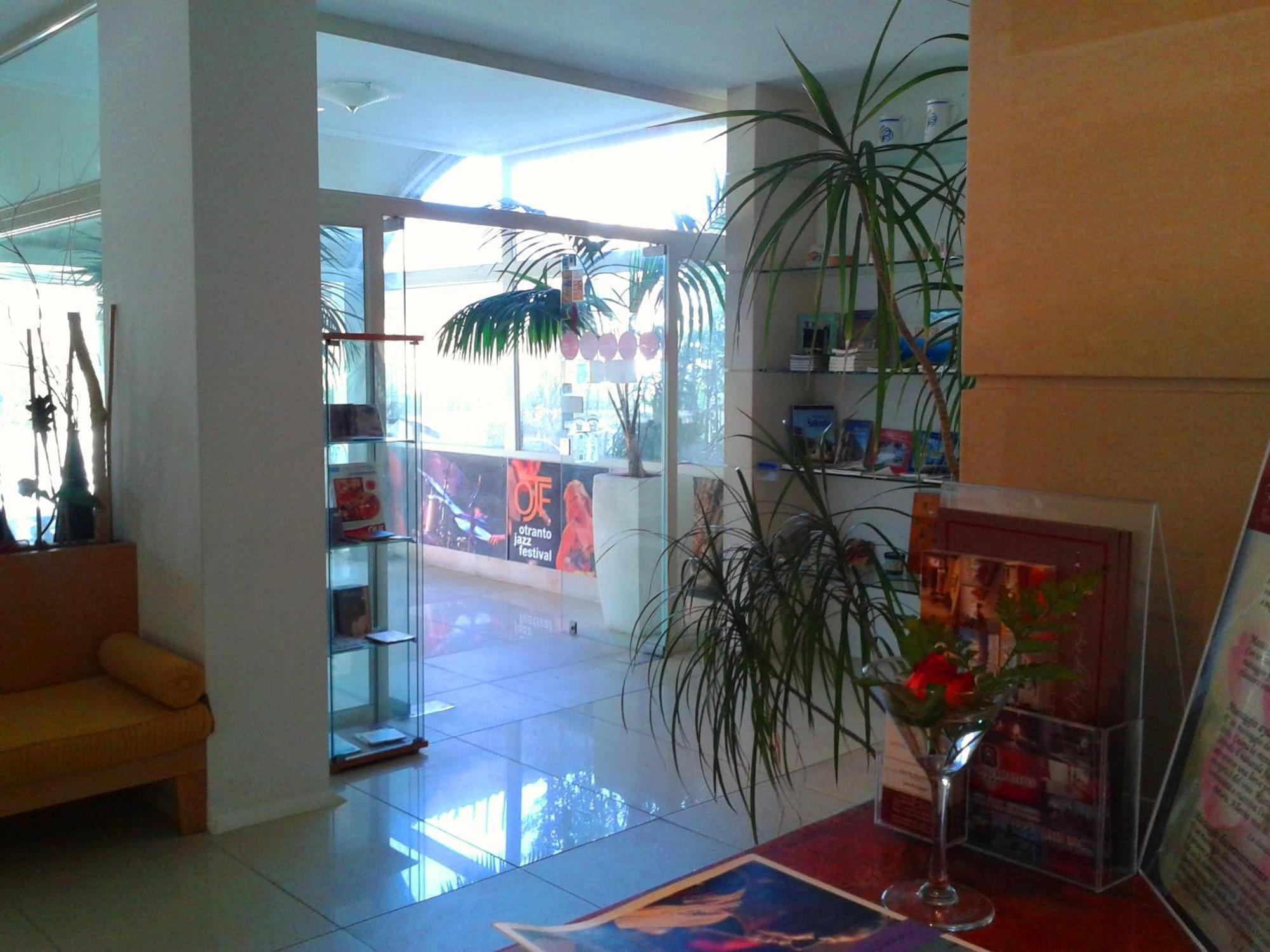 אוטרנטו Hotel Degli Haethey מראה חיצוני תמונה