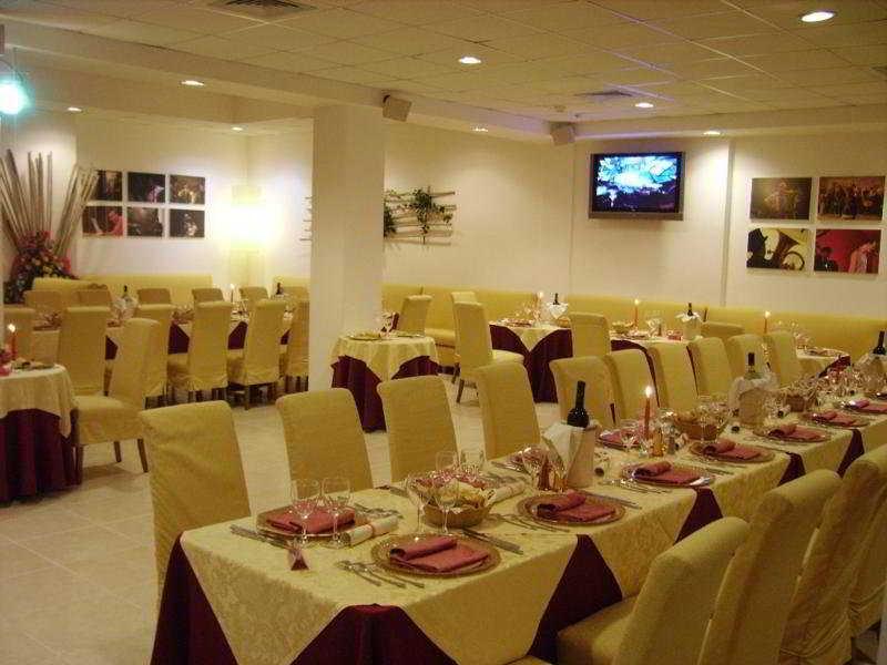 אוטרנטו Hotel Degli Haethey מראה חיצוני תמונה