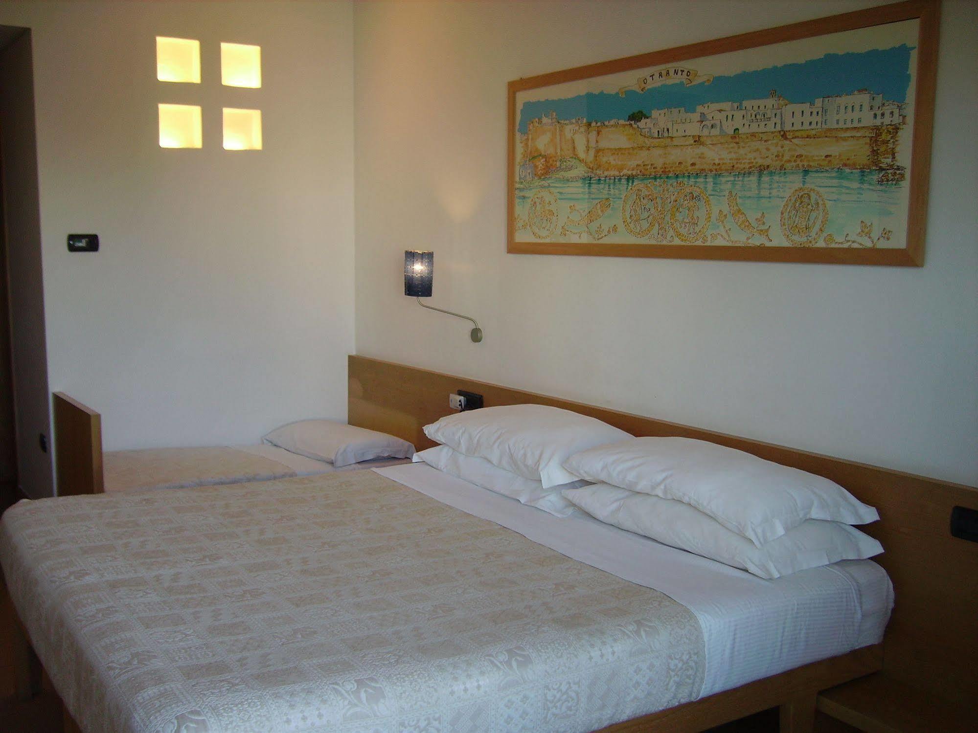 אוטרנטו Hotel Degli Haethey מראה חיצוני תמונה